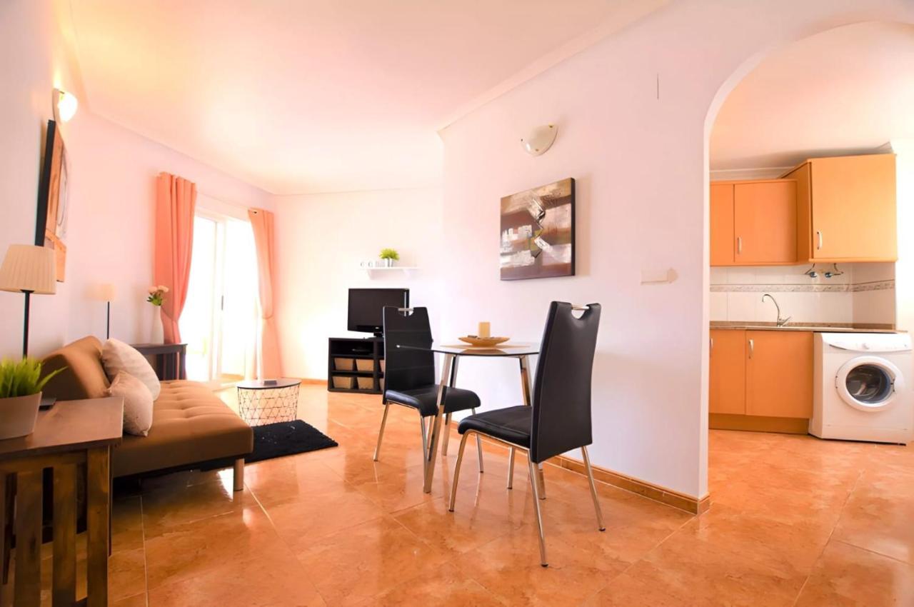 Top Floor Torrevieja Center Apartment المظهر الخارجي الصورة
